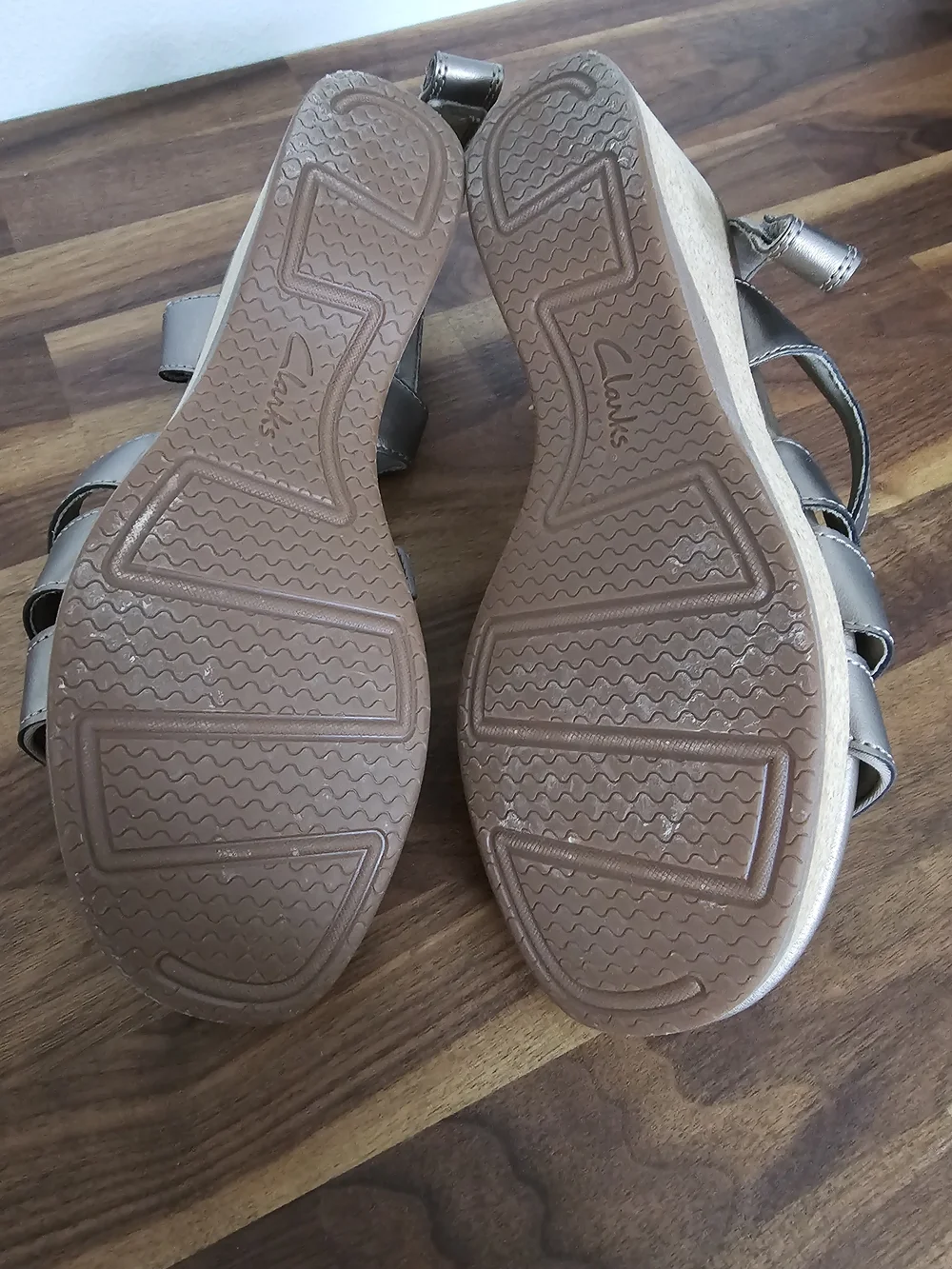 Metallic Women's Clarks Strappy Sandals